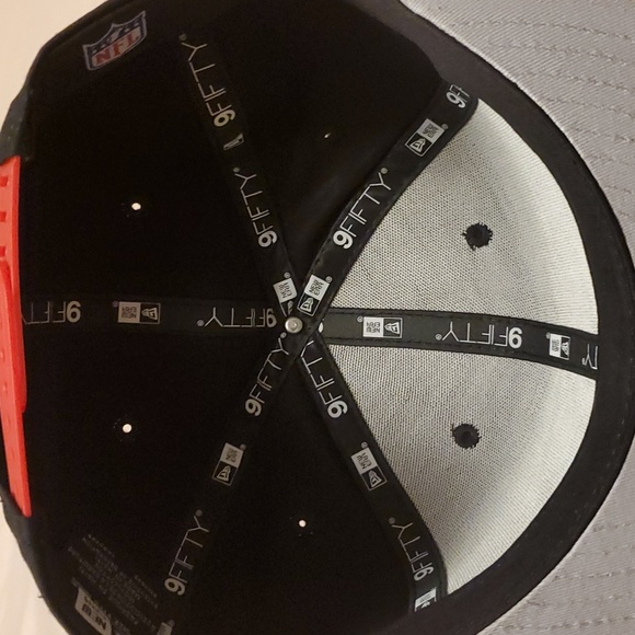 Hat - Picture 4 of 4